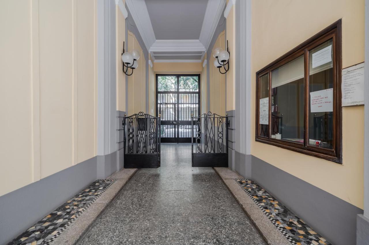 Lovely Apartment In Milano-Porta Romana W/ Balcony Exterior foto